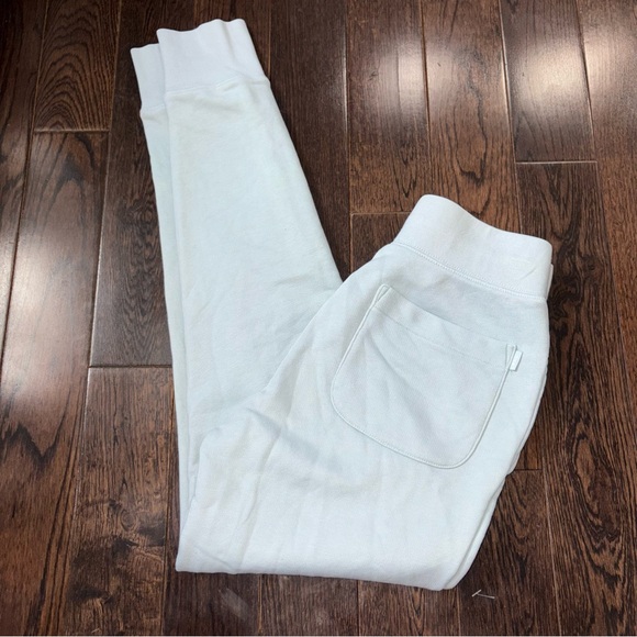 Aritzia light blue sweatpant jogger - Picture 2 of 5